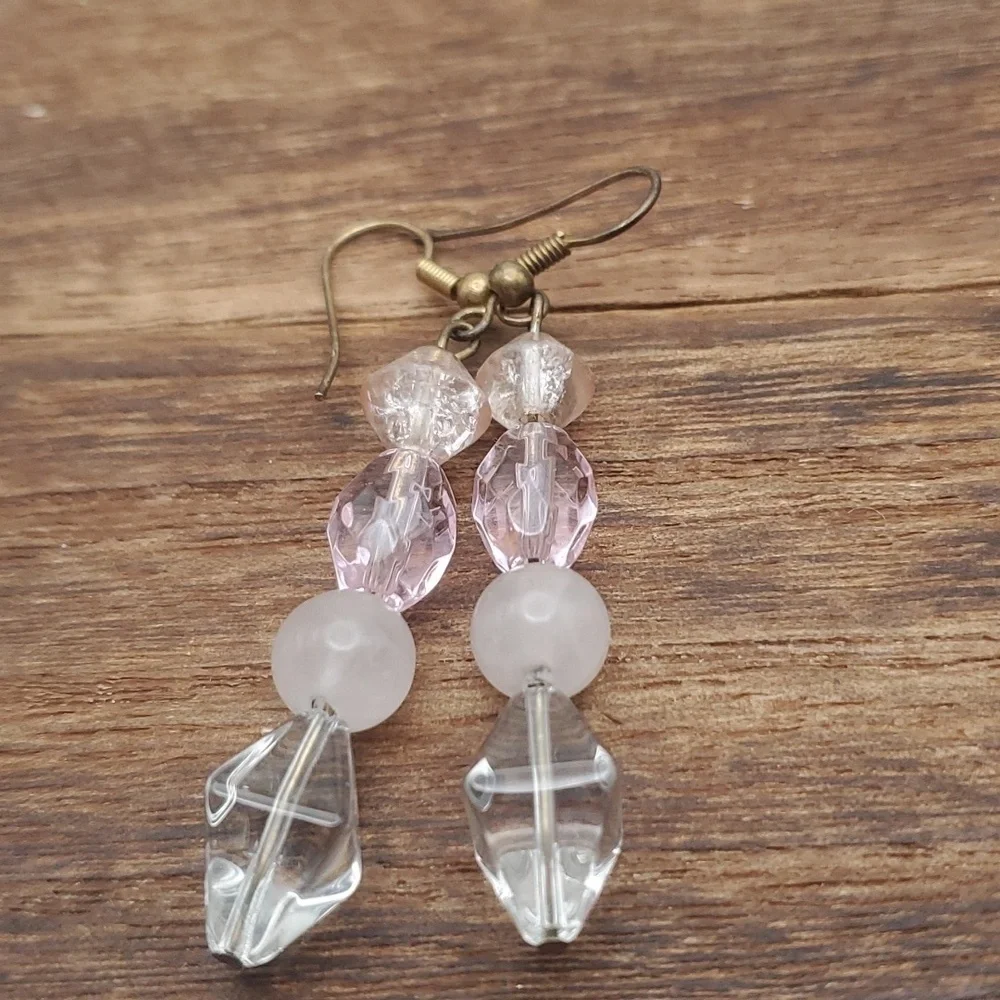 Pink‎ pastel glass crystal earrings E901